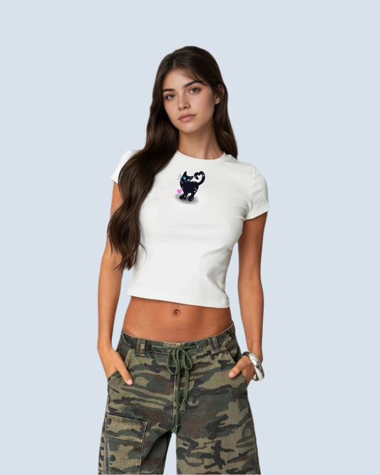 Black Cat Graphic Cropped T-Shirt